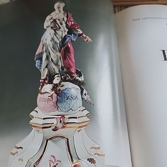 Porcelain Coffee Table Book The Smithsonian - Picture 6 of 13